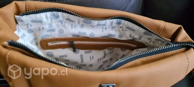 Bolso, cartera Original Pollini Nuevo