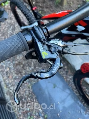 E-bike FANTIC 180 R