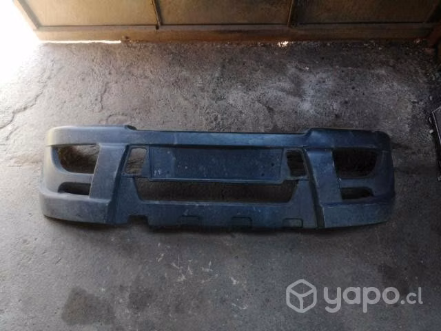 Parachoque delantero mahindra pick up original