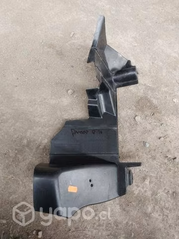 Moldura de frontal ford ranger Del 12 al 16