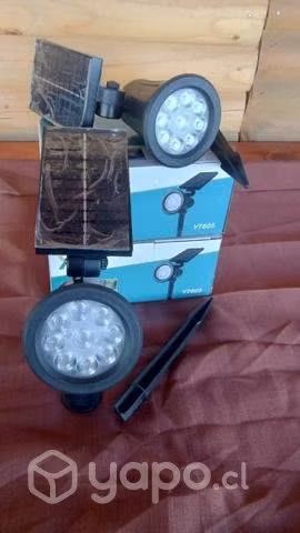 Foco solar para patio