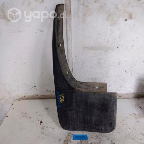 Bota barro trasero izquierdo (FRF042) Ford Ranger