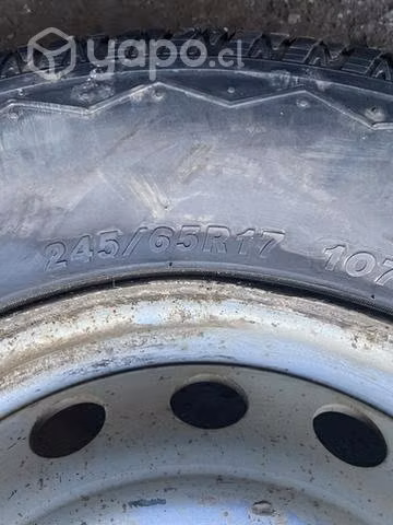 Neumatico 245/65R17 mas llanta - Imagen 3