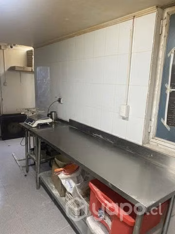 Venta pizzería cercana mall tobalaba