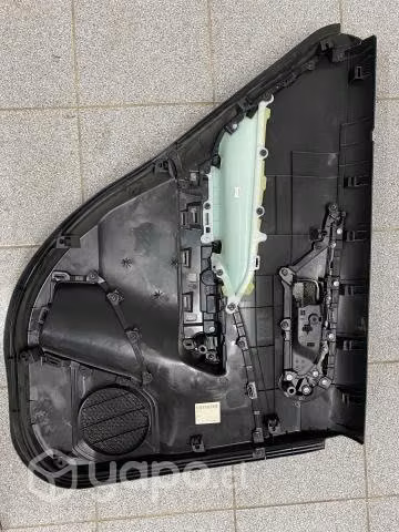 Tapiz puerta trasera Toyota rav 4