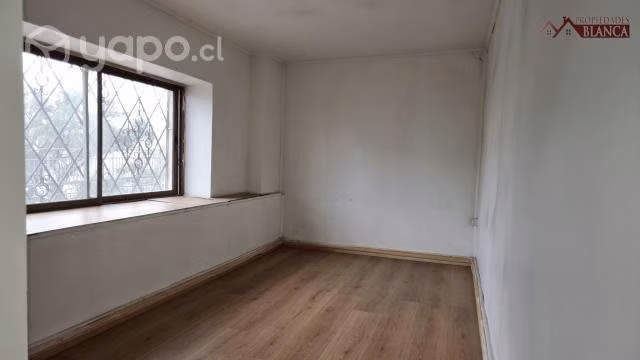 Amplia casa con 3 lofts independientes - Imagen 19