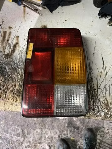 Foco trasero lada 2104 - Imagen 1
