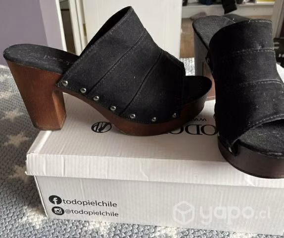 Sandalias