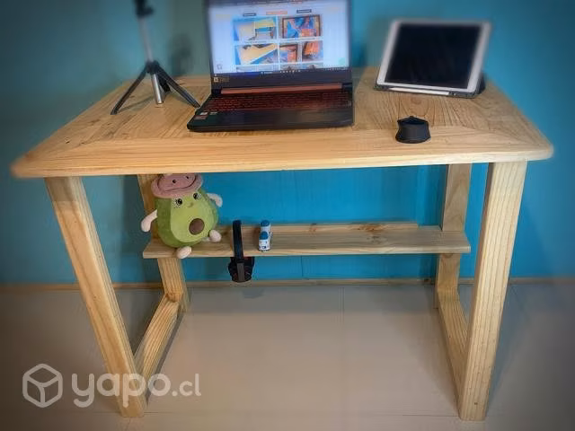 Escritorio de madera - Imagen 4