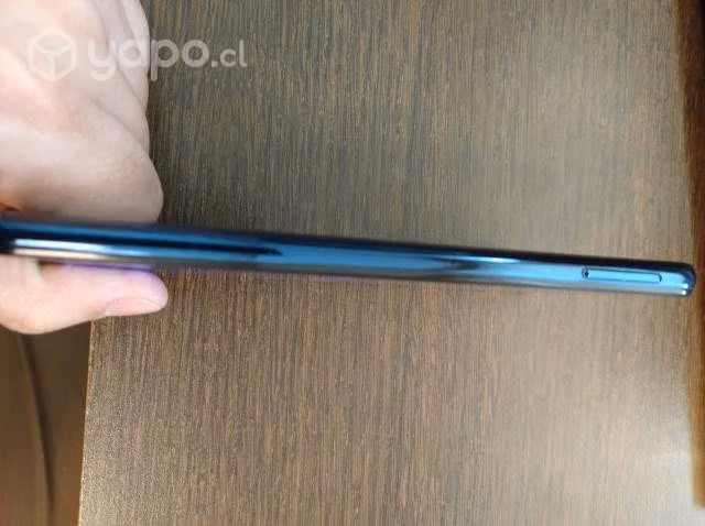 Moto one hyper