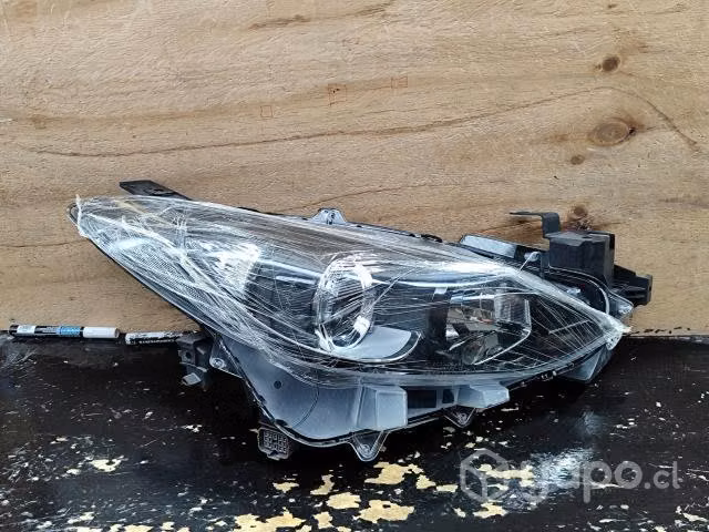 Óptico Mazda  /m01jrgd