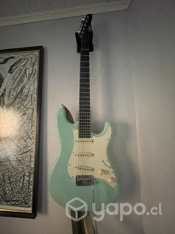 Monitores de estudios, guitarras y más