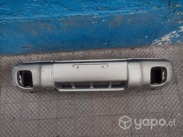 Parachoque del subaru Forester 2000-2002