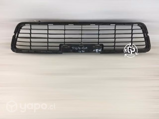 Rejilla toyota hilux 2016-2020
