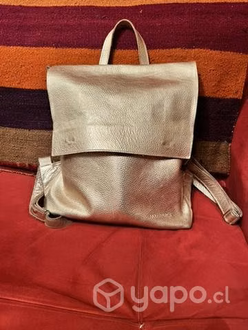 Mochila 100% cuero