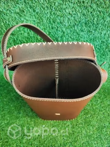 Bolso mateto de cuero suela