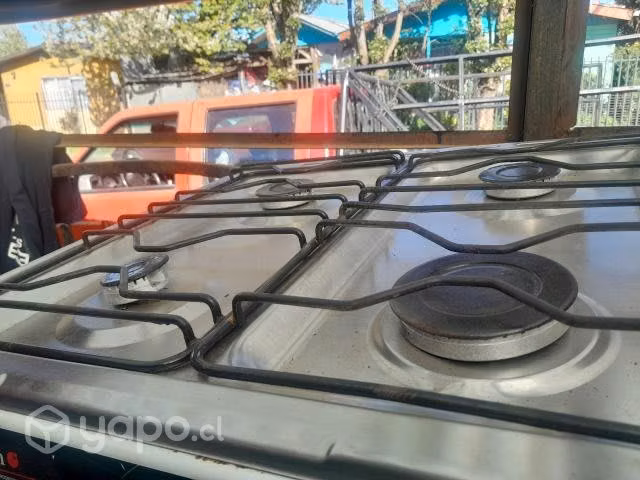 cocina a gas marca Sindelen