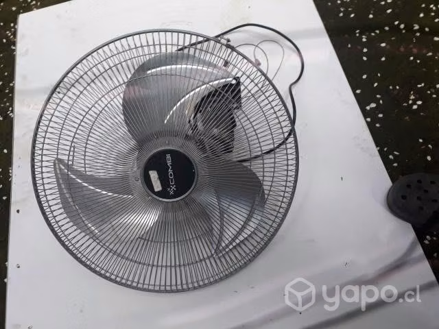 Ventilador grande de pared