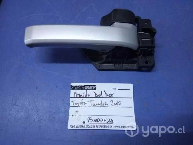Manilla interior puerta del der Toyota Tundra 2015