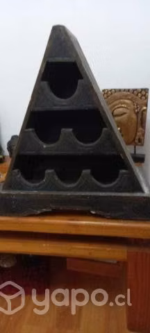 mueble vinero piramidal
