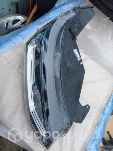 Óptico derecho Ssangyong Korando 22-23 impecable
