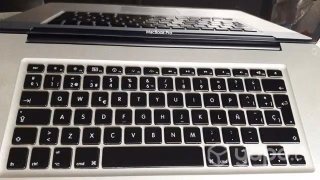 Macbook Pro 17&amp;quot; 2009 en desarme - Imagen 4