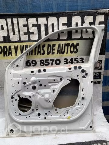Puerta delantera derecha Peugeot 2008