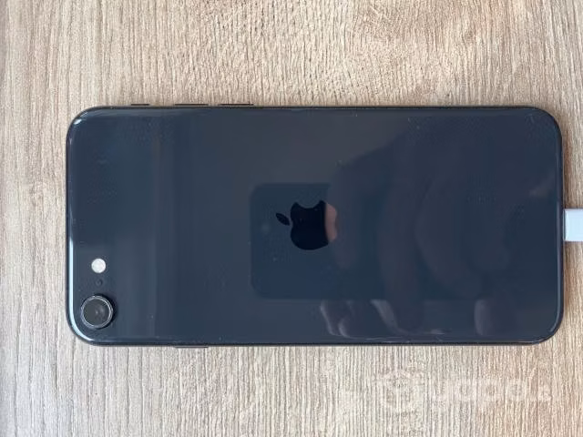 IPhone SE 2020 usado