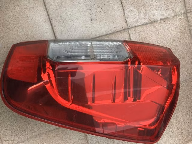 Nissan np300