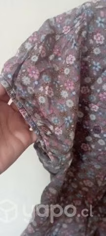 Ropa de hombre y mujer casi sin uso