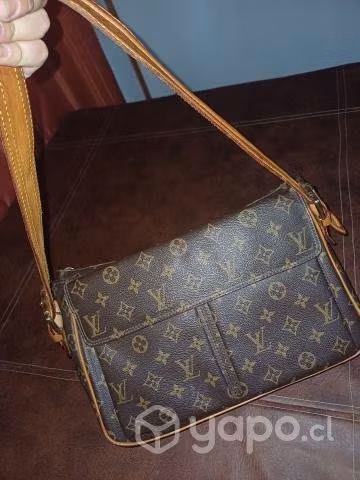 Cartera Lv