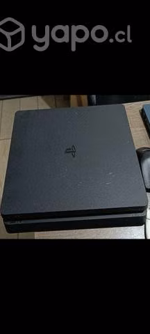 PlayStation 4 Slim 500GB + 2 controles + juegos