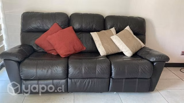 Mueble de cuero 3 puestos