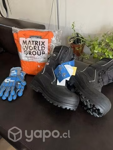 Guantes anti golpe Buzo ignífugo y zapatos alta