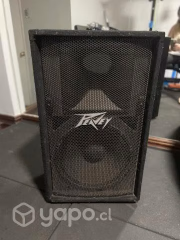 Parlantes mesa sonido amplificador