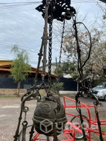 Antigua lámpara de bronce mide 1 15 cms - Imagen 3