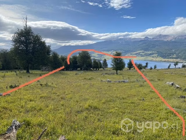 Permuto campo con vista a Lago frío por vehículo