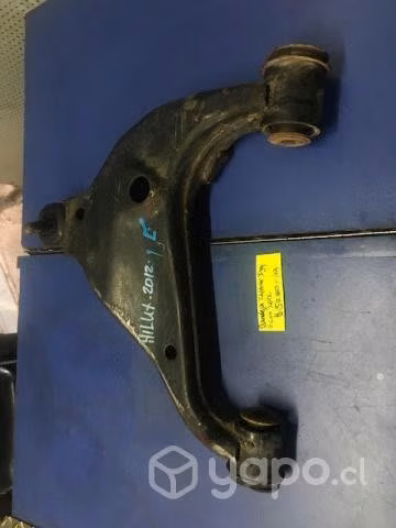 Bandeja delantera inf izq Toyota Hilux 2007-2015