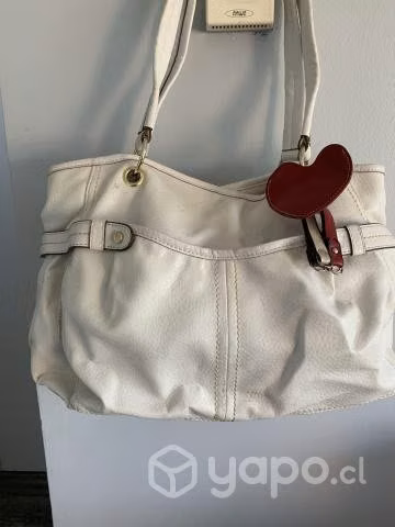 Preciosa Cartera blanca marca Relic cuero