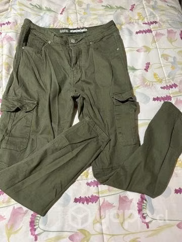 Pantalones en buen estado