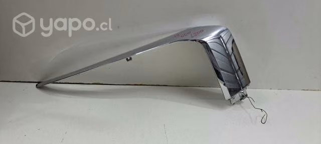 Bisel rh mitsubishi l200 19-21 BA