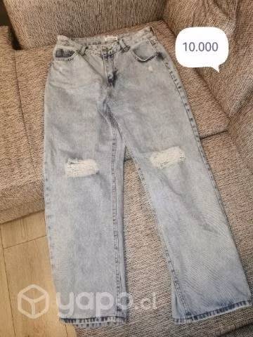 ropa con poco uso