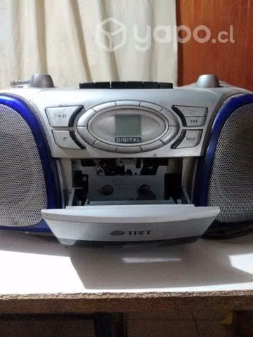 Radio AM FM para escuchar música marca IRT nueva
