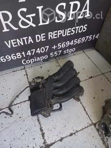 Múltiple de admisión Nissan march 2018