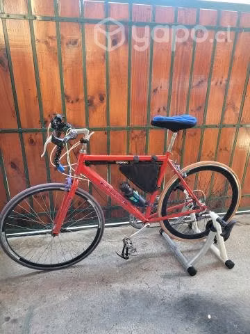 Bicicletas y accesorios..