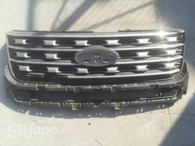 Rejilla Ford Explorer (15.28)