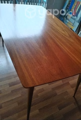 Mesa vintage restaurada