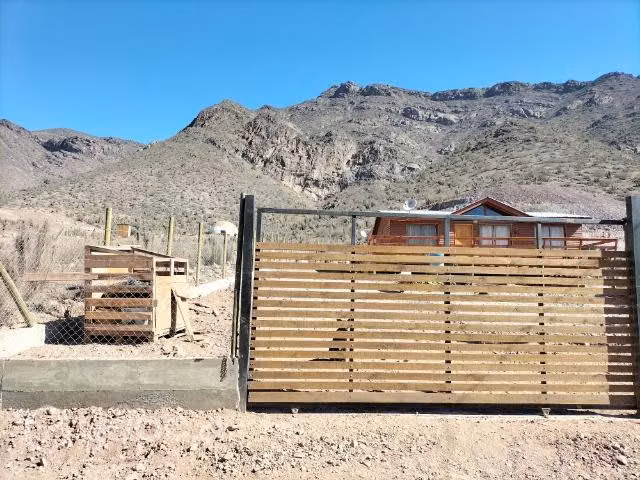 Terreno con dos casa