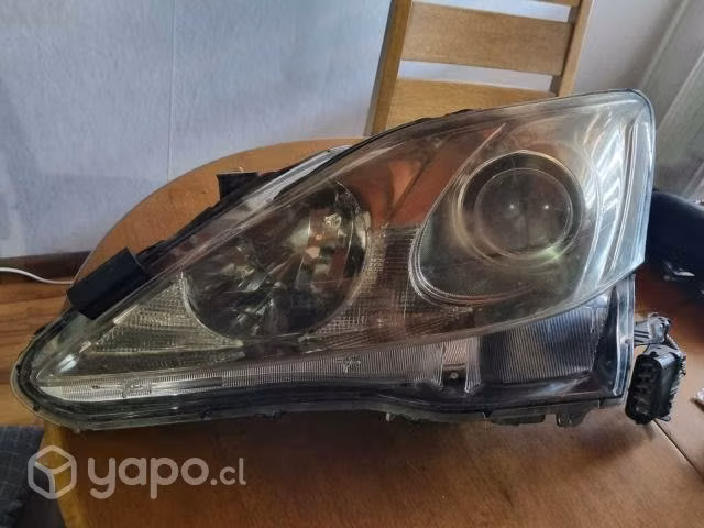 Optico Izquierdo Lexus IS250 2010