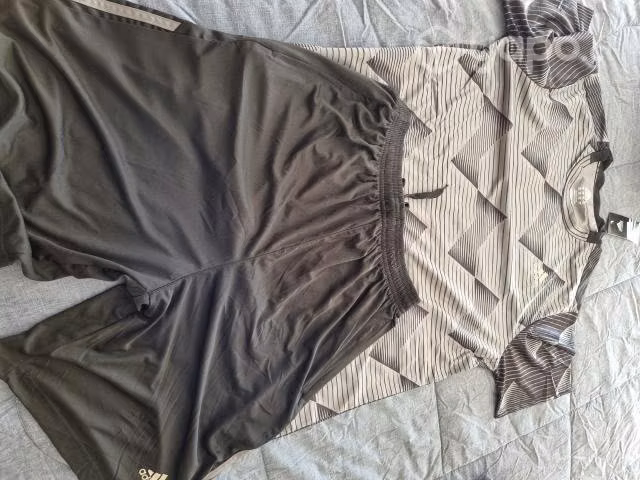 Conjunto deportivo - Imagen 3